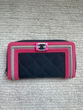 (Auth) RARE Chanel Fluo Boy Wallet - Limited Edition